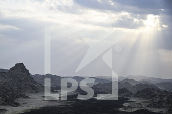 2023-01-01 - landscape, paysage during the Stage 1 of the Dakar 2023 around Sea Camp, on January 1st, 2023 near Yanbu, Saudi Arabia - AUTO - DAKAR 2023 - STAGE 1 - RALLY - MOTORS