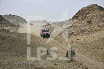2023-01-01 - 502 VAN KASTEREN Janus (nld), RODEWALD Darek (pol), SNIJDERS Marcel (nld), BOSS Machinery Team de Rooy, Iveco, Trucks, action during the Stage 1 of the Dakar 2023 around Sea Camp, on January 1st, 2023 near Yanbu, Saudi Arabia - AUTO - DAKAR 2023 - STAGE 1 - RALLY - MOTORS