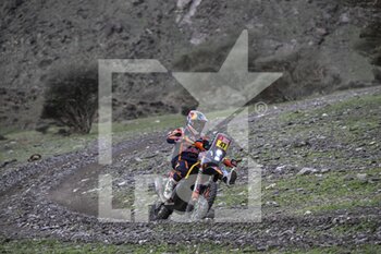 2023-01-02 - 47 BENAVIDES Kevin (arg), Red Bull KTM Factory Racing, KTM, Moto, FIM W2RC, action during the Stage 2 of the Dakar 2023 between Sea Camp and Al-'Ula, on January 2nd, 2023 in Al-'Ula, Saudi Arabia - AUTO - DAKAR 2023 - STAGE 2 - RALLY - MOTORS