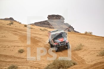 2023-01-03 - 502 during the Stage 3 of the Dakar 2023 between Al-'Ula and Haïl, on January 3rd, 2023 in Haïl, Saudi Arabia - AUTO - DAKAR 2023 - STAGE 3 - RALLY - MOTORS