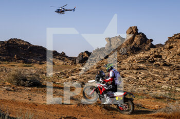 2023-01-04 - 16 BRANCH Ross (bwa), Hero Motorsports Team Rally, Hero, Moto, FIM W2RC, Motul, action during the Stage 4 of the Dakar 2023 around Haïl, on January 4th, 2023 in Haïl, Saudi Arabia - AUTO - DAKAR 2023 - STAGE 4 - RALLY - MOTORS