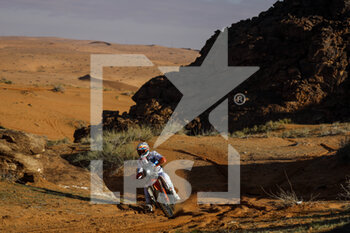 2023-01-04 - 46 LUCCI Paolo (ita), BAS World KTM Racing Team, KTM, Moto, FIM W2RC, action during the Stage 4 of the Dakar 2023 around Haïl, on January 4th, 2023 in Haïl, Saudi Arabia - AUTO - DAKAR 2023 - STAGE 4 - RALLY - MOTORS