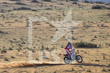 2023-01-04 - 18 SANDERS Daniel (aus), Red Bull GasGas Factory Racing, GasGas, Moto, FIM W2RC, action during the Stage 4 of the Dakar 2023 around Haïl, on January 4th, 2023 in Haïl, Saudi Arabia - AUTO - DAKAR 2023 - STAGE 4 - RALLY - MOTORS