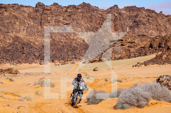2023-01-04 - 86 HERBST Charlie (fra), Team All Tracks, KTM, Moto, Motul, action during the Stage 4 of the Dakar 2023 around Haïl, on January 4th, 2023 in Haïl, Saudi Arabia - AUTO - DAKAR 2023 - STAGE 4 - RALLY - MOTORS