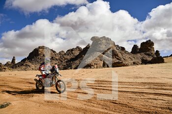 2023-01-04 - 34 GYENES Emanuel (rou), Autonet Motorcycle Team, KTM, Moto, Original by Motul, action during the Stage 4 of the Dakar 2023 around Haïl, on January 4th, 2023 in Haïl, Saudi Arabia - AUTO - DAKAR 2023 - STAGE 4 - RALLY - MOTORS