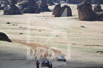 2023-01-04 - 204 PETERHANSEL Stéphane (fra), BOULANGER Edouard (fra), Team Audi Sport, Audi RS Q e-tron E2, Auto, action during the Stage 4 of the Dakar 2023 around Haïl, on January 4th, 2023 in Haïl, Saudi Arabia - AUTO - DAKAR 2023 - STAGE 4 - RALLY - MOTORS