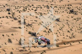 2023-01-05 - 202 Al RAJHI Yazeed (sau), V0N ZITZEWITZ Dirk (ger), Overdrive Racing, Toyota Hilux, Auto, FIA W2RC, action during the Stage 5 of the Dakar 2023 around Haïl, on January 5th, 2023 in Haïl, Saudi Arabia - AUTO - DAKAR 2023 - STAGE 5 - RALLY - MOTORS