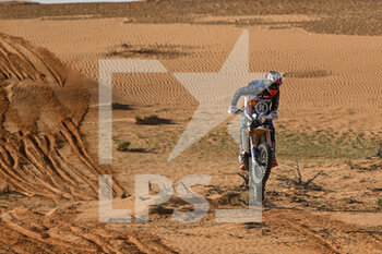 2023-01-05 - 48 PEDREDO GARCIA Joan (spa), Rieju Team, KTM, Moto, Original by Motul, action during the Stage 5 of the Dakar 2023 around Haïl, on January 5th, 2023 in Haïl, Saudi Arabia - AUTO - DAKAR 2023 - STAGE 5 - RALLY - MOTORS