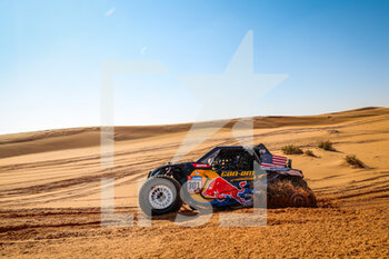 2023-01-06 - 301 QUINTERO Seth (usa), ZENZ Dennis (ger), Red Bull Off-Road Junior Team USA presented by BF Goodrich, Can-Am, SSV, FIA W2RC, action during the Stage 6 of the Dakar 2023 between Haïl and Al Duwadimi, on January 6th, 2023 in Haïl, Saudi Arabia - AUTO - DAKAR 2023 - STAGE 6 - RALLY - MOTORS