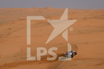 2023-01-06 - 217 LATEGAN Henk (zaf), CUMMINGS Brett (zaf), Toyota Gazoo Racing, Toyota Hilux, Auto, action during the Stage 6 of the Dakar 2023 between Haïl and Riyadh, on January 6th, 2023 in Haïl, Saudi Arabia - AUTO - DAKAR 2023 - STAGE 6 - RALLY - MOTORS