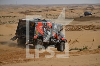 2023-01-06 - 502 VAN KASTEREN Janus (nld), RODEWALD Darek (pol), SNIJDERS Marcel (nld), BOSS Machinery Team de Rooy, Iveco, Trucks, action during the Stage 6 of the Dakar 2023 between Haïl and Riyadh, on January 6th, 2023 in Haïl, Saudi Arabia - AUTO - DAKAR 2023 - STAGE 6 - RALLY - MOTORS