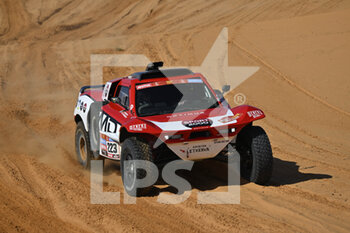 2023-01-06 - 223 LACHAUME PIERRE (fra), BEGUIN François (bel), MD Rallye Sport, Optimus MD, Auto, Motul, action during the Stage 6 of the Dakar 2023 between Haïl and Riyadh, on January 6th, 2023 in Haïl, Saudi Arabia - AUTO - DAKAR 2023 - STAGE 6 - RALLY - MOTORS