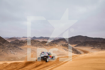 2023-01-07 - 301 QUINTERO Seth (usa), ZENZ Dennis (ger), Red Bull Off-Road Junior Team USA presented by BF Goodrich, Can-Am, SSV, FIA W2RC, action during the Stage 7 of the Dakar 2023 between Riyadh and Al Duwadimi, on January 7th, 2023 in Al Duwadimi, Saudi Arabia - AUTO - DAKAR 2023 - STAGE 7 - RALLY - MOTORS