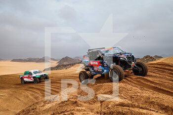 2023-01-07 - 414 TAYLOR Molly (aus), SHORT Andrew (usa), South Racing Can-Am, BRP, SSV, FIA W2RC, Motul, action during the Stage 7 of the Dakar 2023 between Riyadh and Al Duwadimi, on January 7th, 2023 in Al Duwadimi, Saudi Arabia - AUTO - DAKAR 2023 - STAGE 7 - RALLY - MOTORS