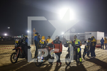 2023-01-07 - CORNEJO FLORIMO José Ignacio (chl), Monster Energy Honda Team, Honda, Moto, FIM W2RC, Motul, portrait during the Stage 8 of the Dakar 2023 between Al Duwadimi and Riyadh, on January 8th, 2023 in Riyadh, Saudi Arabia - AUTO - DAKAR 2023 - STAGE 8 - RALLY - MOTORS