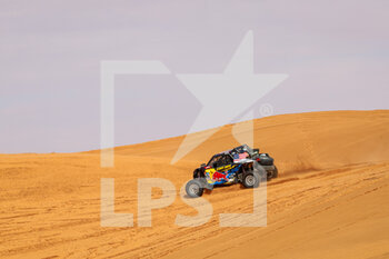 2023-01-10 - 303 JONES Austin (usa), GUGELMIN Gustavo (bra), Red Bull Can-Am Factory Racing, Can-Am, SSV, FIA W2RC, Motul, action during the Stage 9 of the Dakar 2023 between Riyadh and Haradh, on January 10th, 2023 in Haradh, Saudi Arabia - AUTO - DAKAR 2023 - STAGE 9 - RALLY - MOTORS
