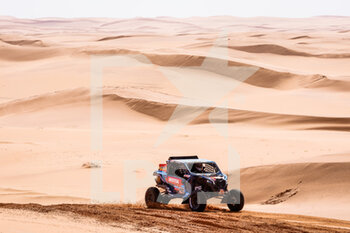 2023-01-10 - 402 FARRES GUELL Gerard (spa), ORTEGA GIL Diego (spa), South Racing Can-Am, SSV, Motul, action during the Stage 9 of the Dakar 2023 between Riyadh and Haradh, on January 10th, 2023 in Haradh, Saudi Arabia - AUTO - DAKAR 2023 - STAGE 9 - RALLY - MOTORS