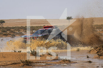 2023-01-10 - 207 SAINZ Carlos (spa), CRUZ Lucas (spa), Team Audi Sport, Audi RS Q e-tron E2, Auto, action during the Stage 9 of the Dakar 2023 between Riyadh and Haradh, on January 10th, 2023 in Haradh, Saudi Arabia - AUTO - DAKAR 2023 - STAGE 9 - RALLY - MOTORS