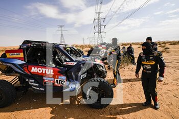 2023-01-10 - 402 FARRES GUELL Gerard (spa), ORTEGA GIL Diego (spa), South Racing Can-Am, SSV, Motul, during the Stage 9 of the Dakar 2023 between Riyadh and Haradh, on January 10th, 2023 in Haradh, Saudi Arabia - AUTO - DAKAR 2023 - STAGE 9 - RALLY - MOTORS