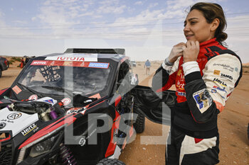 2023-01-10 - 312 AKEEL Dania (sau), LAFUENTE Sergio (try), South Racing Can-Am, BRP, SSV, FIA W2RC, Motul, action during the Stage 9 of the Dakar 2023 between Riyadh and Haradh, on January 10th, 2023 in Haradh, Saudi Arabia - AUTO - DAKAR 2023 - STAGE 9 - RALLY - MOTORS