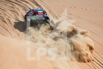 2023-01-11 - 202 Al RAJHI Yazeed (sau), V0N ZITZEWITZ Dirk (ger), Overdrive Racing, Toyota Hilux, Auto, FIA W2RC, action during the Stage 10 of the Dakar 2023 between Haradh and Shaybah, on January 11, 2023 in Shaybah, Saudi Arabia - AUTO - DAKAR 2023 - STAGE 10 - RALLY - MOTORS