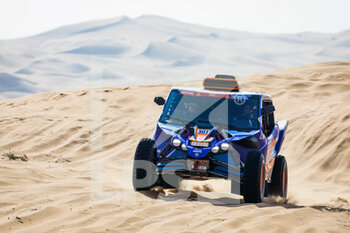 2023-01-11 - 307 FISCHER Annett (der), SEEL Annie (swi), X-Raid Yamaha supported Team, Yamaha, SSV, FIA W2RC, action during the Stage 10 of the Dakar 2023 between Haradh and Shaybah, on January 11, 2023 in Shaybah, Saudi Arabia - AUTO - DAKAR 2023 - STAGE 10 - RALLY - MOTORS