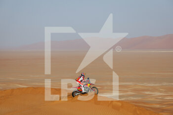 2023-01-13 - 18 SANDERS Daniel (aus), Red Bull GasGas Factory Racing, GasGas, Moto, FIM W2RC, action during the Stage 12 of the Dakar 2023 between Empty Quarter Marathon and Shaybah, on January 13, 2023 in Shaybah, Saudi Arabia - AUTO - DAKAR 2023 - STAGE 12 - RALLY - MOTORS