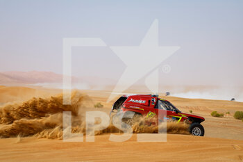2023-01-13 - 306 CECCALDI-Pisson Jean-Luc (fra), DUPLE Cédric (fra), JLC Racing, JLC Racing, SSV, FIA W2RC, action during the Stage 12 of the Dakar 2023 between Empty Quarter Marathon and Shaybah, on January 13, 2023 in Shaybah, Saudi Arabia - AUTO - DAKAR 2023 - STAGE 12 - RALLY - MOTORS