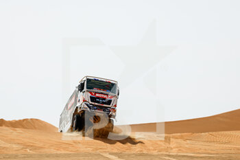 2023-01-13 - 537 BESNARD Sylvain (fra), FALLOUX Nicolas (fra), LALICHE Sylvain (fra), Toyota Auto Body, Renault, Trucks, Motul, action during the Stage 12 of the Dakar 2023 between Empty Quarter Marathon and Shaybah, on January 13, 2023 in Shaybah, Saudi Arabia - AUTO - DAKAR 2023 - STAGE 12 - RALLY - MOTORS