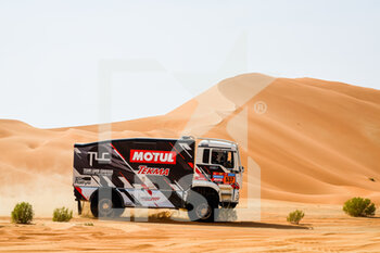 2023-01-13 - 537 BESNARD Sylvain (fra), FALLOUX Nicolas (fra), LALICHE Sylvain (fra), Toyota Auto Body, Renault, Trucks, Motul, action during the Stage 12 of the Dakar 2023 between Empty Quarter Marathon and Shaybah, on January 13, 2023 in Shaybah, Saudi Arabia - AUTO - DAKAR 2023 - STAGE 12 - RALLY - MOTORS