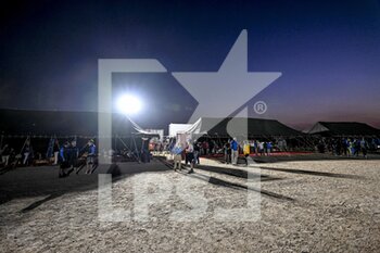 2023-01-13 - Bivouac ambiance during the Stage 12 of the Dakar 2023 between Empty Quarter Marathon and Shaybah, on January 13, 2023 in Shaybah, Saudi Arabia - AUTO - DAKAR 2023 - STAGE 12 - RALLY - MOTORS