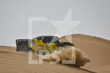2023-01-13 - 237 TIAN Po (chn), DU Xuanyi (chn), HANWEI Motorsport Team, SMG, Auto, FIA W2RC, action during the Stage 12 of the Dakar 2023 between Empty Quarter Marathon and Shaybah, on January 13, 2023 in Shaybah, Saudi Arabia - AUTO - DAKAR 2023 - STAGE 12 - RALLY - MOTORS