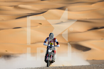 14/01/2023 - 16 BRANCH Ross (bwa), Hero Motorsports Team Rally, Hero, Moto, FIM W2RC, Motul, action during the Stage 13 of the Dakar 2023 between Shaybah and Al-Hofuf, on January 14, 2023 in Al-Hofuf, Saudi Arabia - AUTO - DAKAR 2023 - STAGE 13 - RALLY - MOTORI