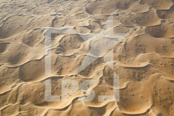 14/01/2023 - Landscape, dunes, Empty Quarter during the Stage 13 of the Dakar 2023 between Shaybah and Al-Hofuf, on January 14, 2023 in Al-Hofuf, Saudi Arabia - AUTO - DAKAR 2023 - STAGE 13 - RALLY - MOTORI