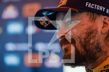 2023-01-14 - PRICE Toby (aus), Red Bull KTM Factory Racing, KTM, Moto, FIM W2RC, portrait during the Stage 13 of the Dakar 2023 between Shaybah and Al-Hofuf, on January 14, 2023 in Al-Hofuf, Saudi Arabia - AUTO - DAKAR 2023 - STAGE 13 - RALLY - MOTORS