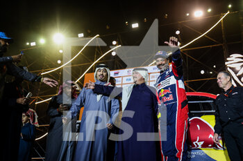 15/01/2023 - 200 AL-ATTIYAH Nasser (qat), BAUMEL Mathieu (fra), Toyota Gazoo Racing, Toyota Hilux, Auto, FIA W2RC, podium during the Podium Finish of the Dakar 2023 in Damman, on January 15, 2023 in Damman, Saudi Arabia - AUTO - DAKAR 2023 - PODIUM FINISH - RALLY - MOTORI