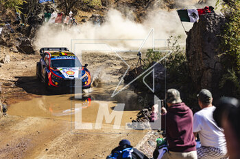 16/03/2023 - 11 Thierry NEUVILLE (BEL), Martijn WYDAEGHE (BEL), HYUNDAI SHELL MOBIS WORLD RALLY TEAM, HYUNDAI I20 N Rally1 Hybrid, WRC, action during the Rally Guanajuato Mexico 2023, 3rd round of the 2023 WRC World Rally Car Championship, from March 16 to 19, 2023 at Leon, Guanajuato, in Mexico - AUTO - WRC - RALLY GUANAJUATO MEXICO 2023 - RALLY - MOTORI