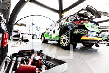 2023-05-10 - 20 Gus GREENSMITH (GBR), Jonas ANDERSSON (SWE), SKODA FABIA RS, RC2, Rally2, service during the Rally de Portugal 2023, 5th round of the 2023 WRC World Rally Car Championship, from May 11 to 14, 2023 in Matosinhos, Portugal - AUTO - WRC - RALLY DE PORTUGAL 2023 - RALLY - MOTORS
