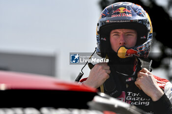 2023-05-12 - EVANS Elfyn (gbr), Toyota Gazoo Racing WRT, Toyota GR Yaris Rally1 Hybrid, portrait during the Rally Portugal 2023, 5th round of the 2023 WRC World Rally Championship, from May 11 to 14, 2023 in Porto, Portugal - AUTO - WRC - RALLY PORTUGAL 2023 - RALLY - MOTORS