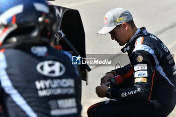 2023-05-12 - SORDO Dani (spa), Hyundai Shell Mobis World Rally Team, Hyundai i20 N Rally 1 Hybrid, portrait during the Rally Portugal 2023, 5th round of the 2023 WRC World Rally Championship, from May 11 to 14, 2023 in Porto, Portugal - AUTO - WRC - RALLY PORTUGAL 2023 - RALLY - MOTORS