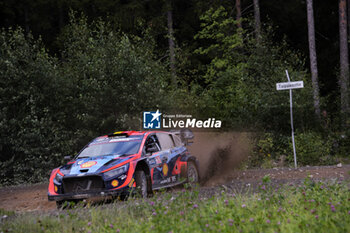 2023-08-04 - Thierry Neuville (Bel) and Martijn Wydaeghe (Bel) of Team Hyundai Shell Mobis World Rally Team, driving a Hyundai I20 N Rally1 Hybrid,Are Facing The Second Day Of Special Stages in Jyvaskyla, Finland on August 4, 2023, during the WRC Rally Finland - FIA WORLD RALLY CHAMPIONSHIP WRC SECTO AUTOMOTIVE RALLY FINLAND 2023 - RALLY - MOTORS