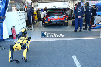 2023-09-30 - Robot spot at the HYUNDAI SHELL MOBIS WORLD RALLY TEAM, HYUNDAI I20 N Rally1 Hybrid, service during the Chile Rally 2023, 11th round of the 2023 WRC World Rally Car Championship, from September 28 to October 1st, 2023 in Los Angeles, Chile - AUTO - WRC - CHILE RALLY 2023 - RALLY - MOTORS
