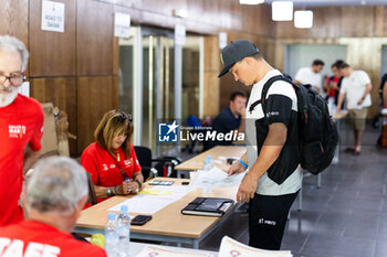 2023-10-11 - BRANCH Ross (bwa), Hero Motorsports Team Rally, Hero 450, FIM W2RC, portrait during the Administrative checks and Scrutineering of the Rallye du Maroc 2023, from October 11 to 12, 2023 in Agadir, Morocco - AUTO - RALLYE DU MAROC 2023 - RALLY - MOTORS