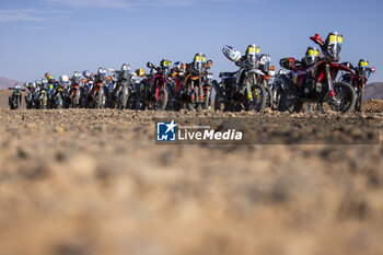 2023-10-14 - Ambiance, 01 SUNDERLAND Sam (gbr), Red Bull GasGas Factory Racing, GasGas 450 Rally Factory, FIM W2RC, action during the Stage 1 of the Rallye du Maroc 2023, on October 14, 2023 between Agadir and Zagora, Morocco - AUTO - RALLYE DU MAROC 2023 - RALLY - MOTORS