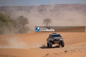 2023-10-15 - 207 CHICHERIT Guerlain (fra), WINOCQ Alex (fra), Overdrive Racing, Toyota Hilux Overdrive, FIA W2RC, action during the Stage 2 of the Rallye du Maroc 2023, on October 15, 2023 around Zagora, Morocco - AUTO - RALLYE DU MAROC 2023 - RALLY - MOTORS