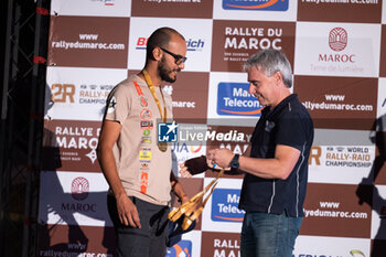 2023-10-15 - CASTERA David (fra), Director of the Rallye du Maroc, portrait ADDAHRI Souleymane (mar), Africa Rallye Team 2023, Husqvarna 450, FIM W2RC, portrait during the Stage 2 of the Rallye du Maroc 2023, on October 15, 2023 around Zagora, Morocco - AUTO - RALLYE DU MAROC 2023 - RALLY - MOTORS