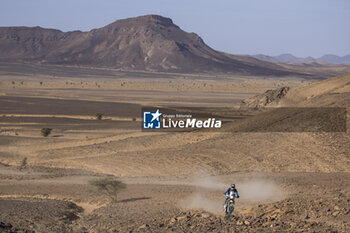 2023-10-17 - 76 LEPAN Jean-Loup (fra), Duust Rally Team, KTM 450 Rally Replica, FIM W2RC, action during the Stage 4 of the Rallye du Maroc 2023, on October 17, 2023 between Zagora and Merzouga, Morocco - AUTO - RALLYE DU MAROC 2023 - RALLY - MOTORS