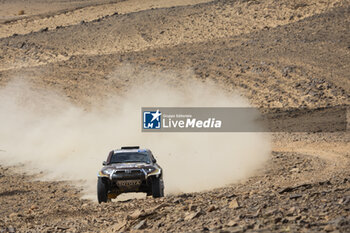 2023-10-17 - 207 CHICHERIT Guerlain (fra), WINOCQ Alex (fra), Overdrive Racing, Toyota Hilux Overdrive, FIA W2RC, action during the Stage 4 of the Rallye du Maroc 2023, on October 17, 2023 between Zagora and Merzouga, Morocco - AUTO - RALLYE DU MAROC 2023 - RALLY - MOTORS