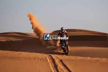 2023-10-18 - 08 PRICE Toby (aus), Red Bull KTM Factory Racing, KTM 450 Rally Factory, FIM W2RC, action during the Stage 5 of the Rallye du Maroc 2023, on October 18, 2023 around Merzouga, Morocco - AUTO - RALLYE DU MAROC 2023 - RALLY - MOTORS