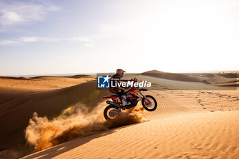 2023-10-18 - 08 PRICE Toby (aus), Red Bull KTM Factory Racing, KTM 450 Rally Factory, FIM W2RC, action 08 PRICE Toby (aus), Red Bull KTM Factory Racing, KTM 450 Rally Factory, FIM W2RC, action during the Stage 5 of the Rallye du Maroc 2023, on October 18, 2023 around Merzouga, Morocco - AUTO - RALLYE DU MAROC 2023 - RALLY - MOTORS